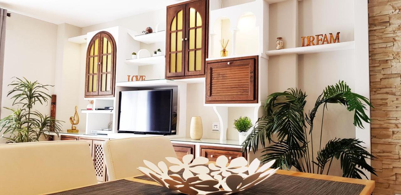 Apartamento Duplex Frente Al Mar Paseo Maritimo Torremolinos Leilighet Eksteriør bilde